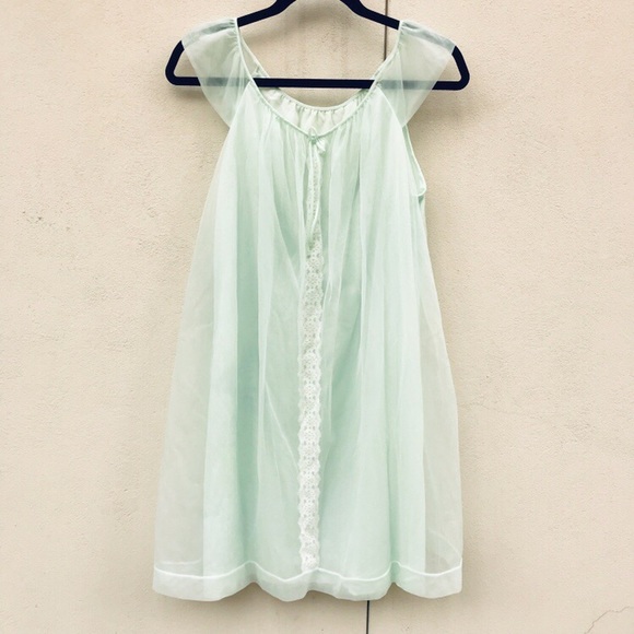 Vintage Other - Vintage 1950s pinup nightie pastel green mint